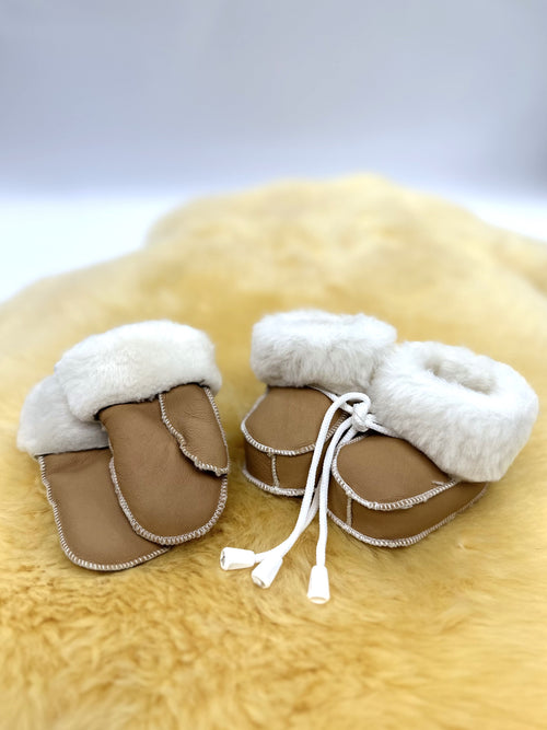 Lammfell Baby Set | mehrere Farben verfügbar