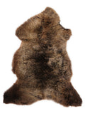 Mehrfarbiges britisches Lammfell, ca. 105 × 60 cm, von oben fotografiert: genau das Fell, das Sie erhalten